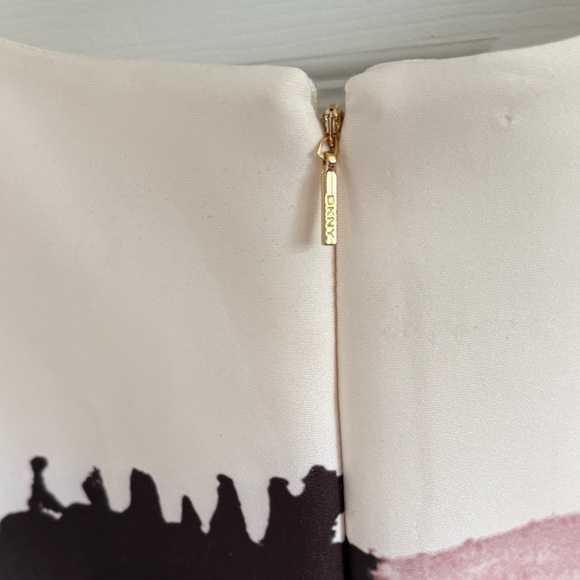 DKNY Women's Scuba Sleeveless Career Midi Dress in Cream and Black with Pink Art - Picture 7 of 7